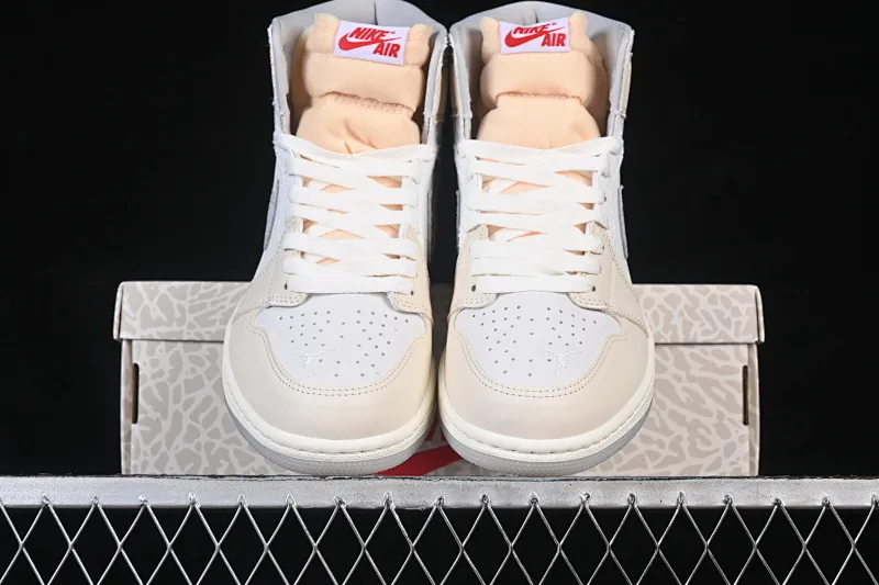 All categories Air Jordan Jordan series basketball shoes Air Jordan 1 High Air Jordan 1 High OG AJ1 Joe 1 ivory white high-top basketball shoes IH4363-100